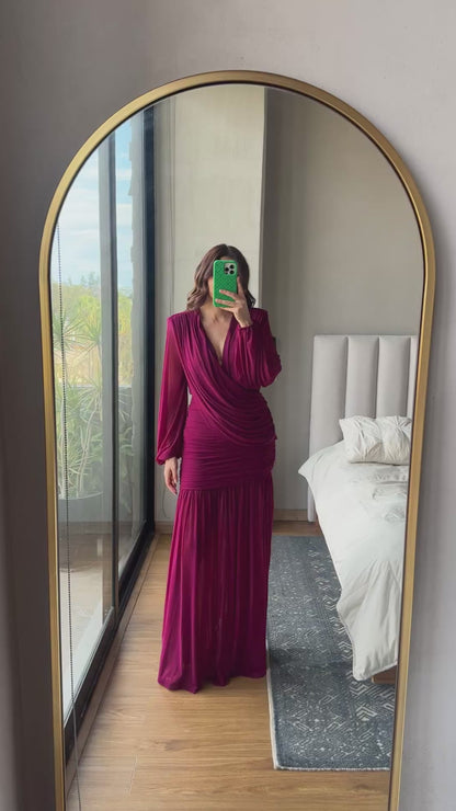 Vestido maxi mangas cuello V plum
