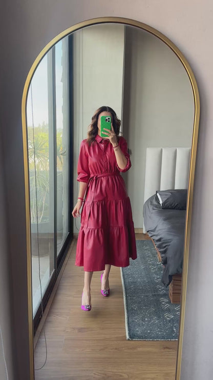 Vestido midi piel rojo *PREVENTA, SE ENTREGAN A PARTIR DEL 09 DE DICIEMBRE*