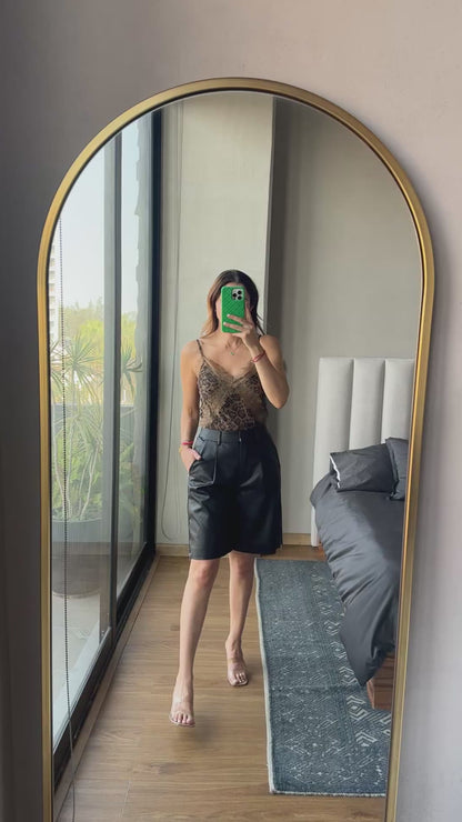 Long short cierres tipo piel negro