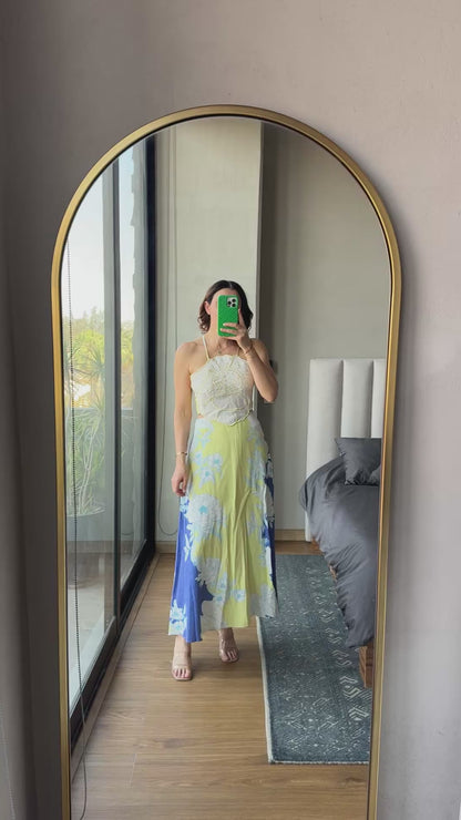 Vestido maxi halter print flores amarillo