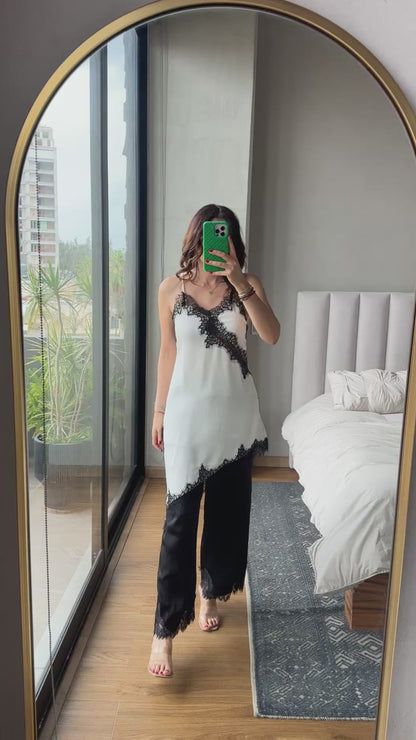 Blusa tirantes lace blanca  con negro