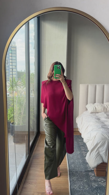 Blusa one shoulder asymetrica tinta