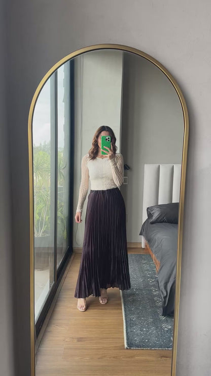 Falda maxi plisada satín café