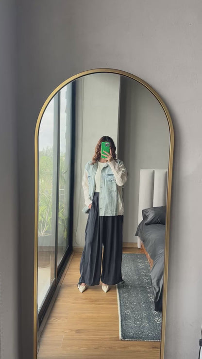 Chamarra denim con mangas tejidas