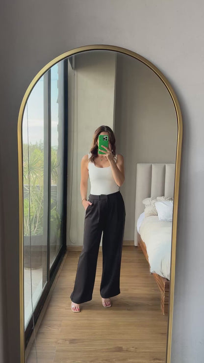 Pantalón pierna ancha satín negra