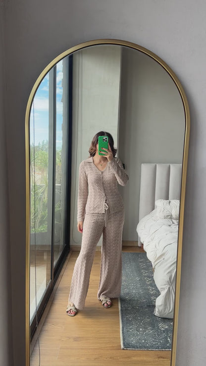 Set blusa tejida manga y botones con pantalón