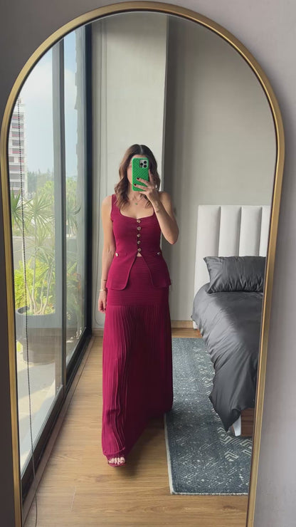 Set blusa y falda tejidos tinto