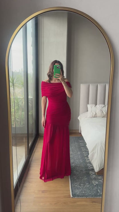 Vestido maxi off shoulder rojo