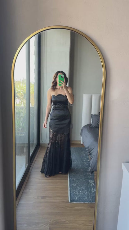 Vestido strapple con falda lace negro