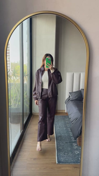 Chamarra tipo piel tinto