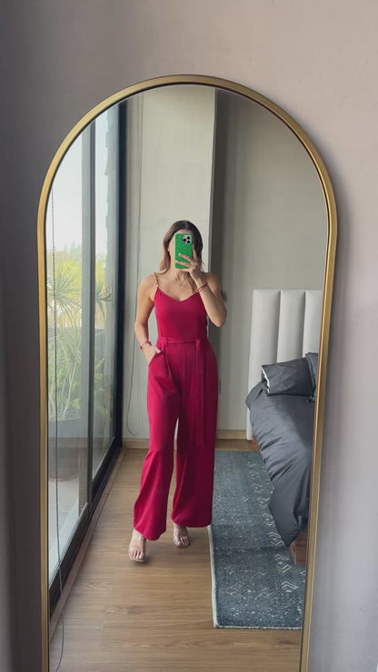 Jumpsuit satín tirantes cadena rojo